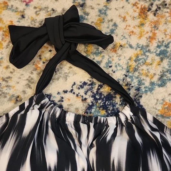 Liz Claiborne SZ 20 2 Piece Black/White Swimsuit - Picture 4 of 9